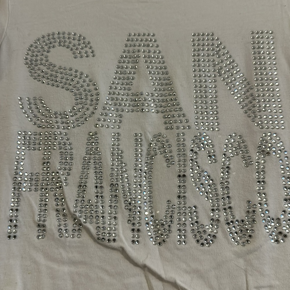 White top - Picture 2 of 4